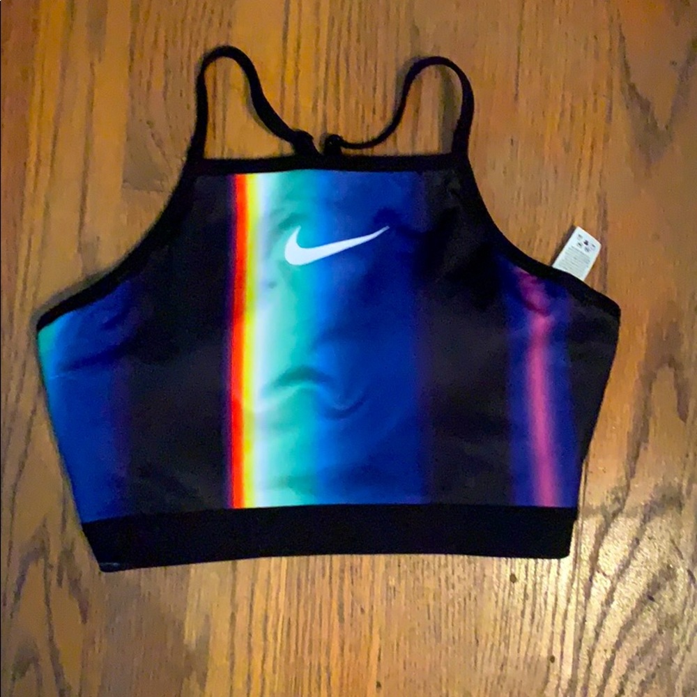 Sports bra
